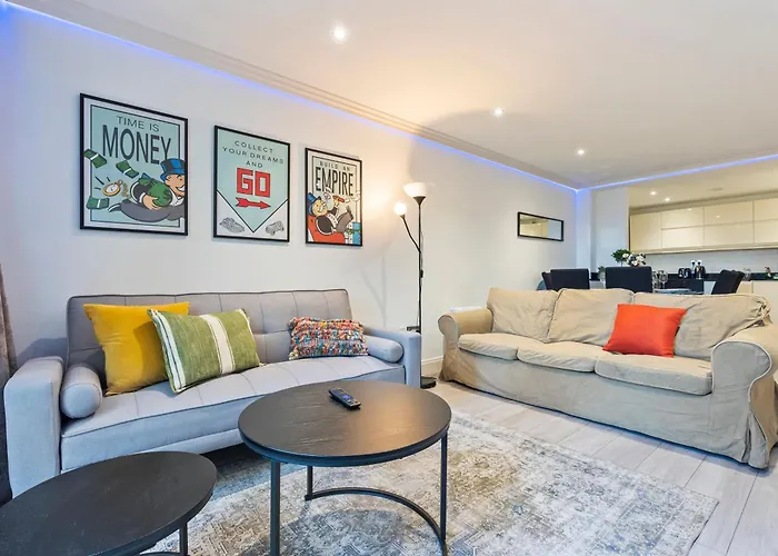 Monopoly Suite- Luxurious- High Tech And Spacious Property In Battersea