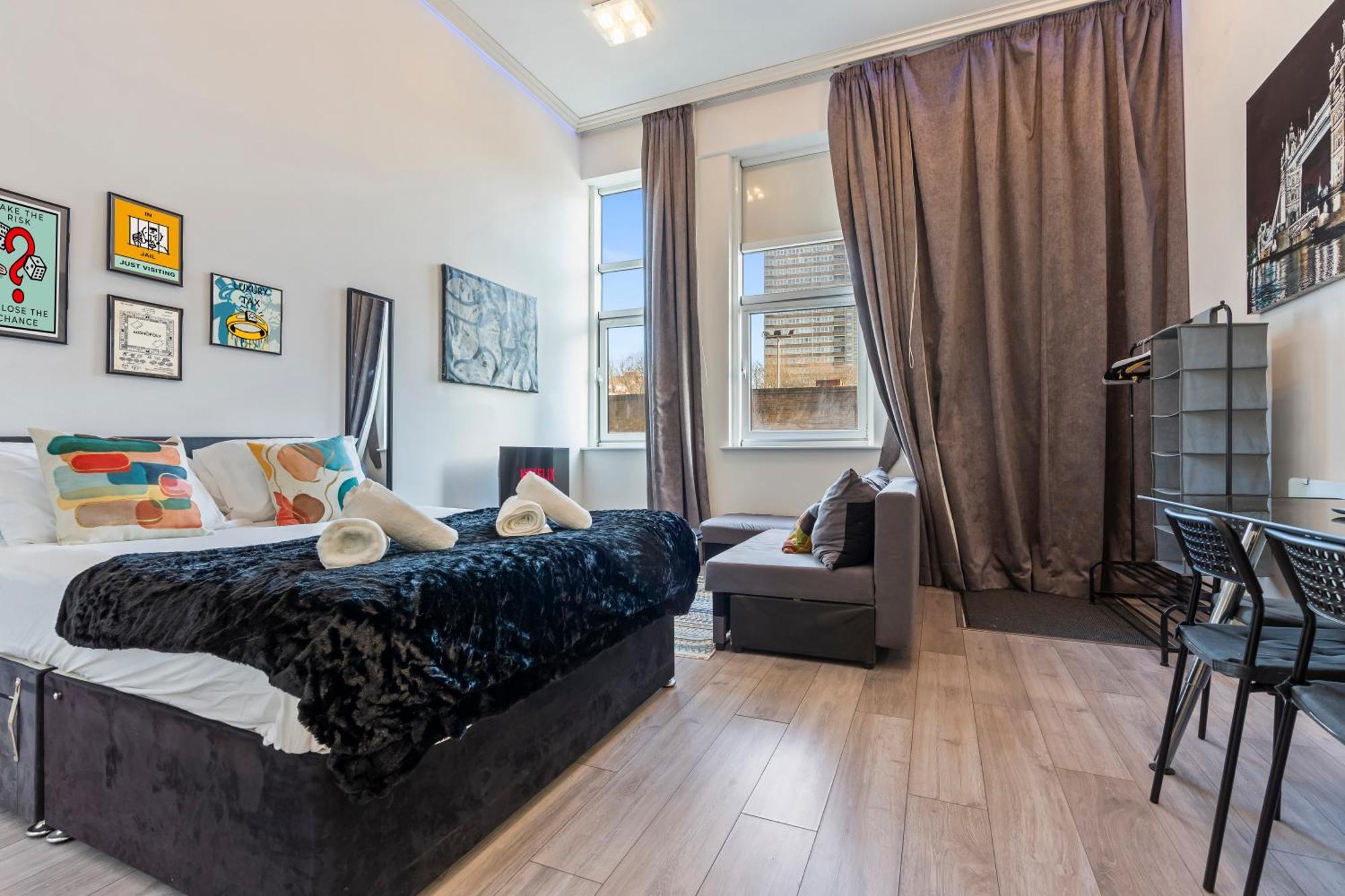 Monopoly Suite- Luxurious- High Tech And Spacious In Battersea Apartment London